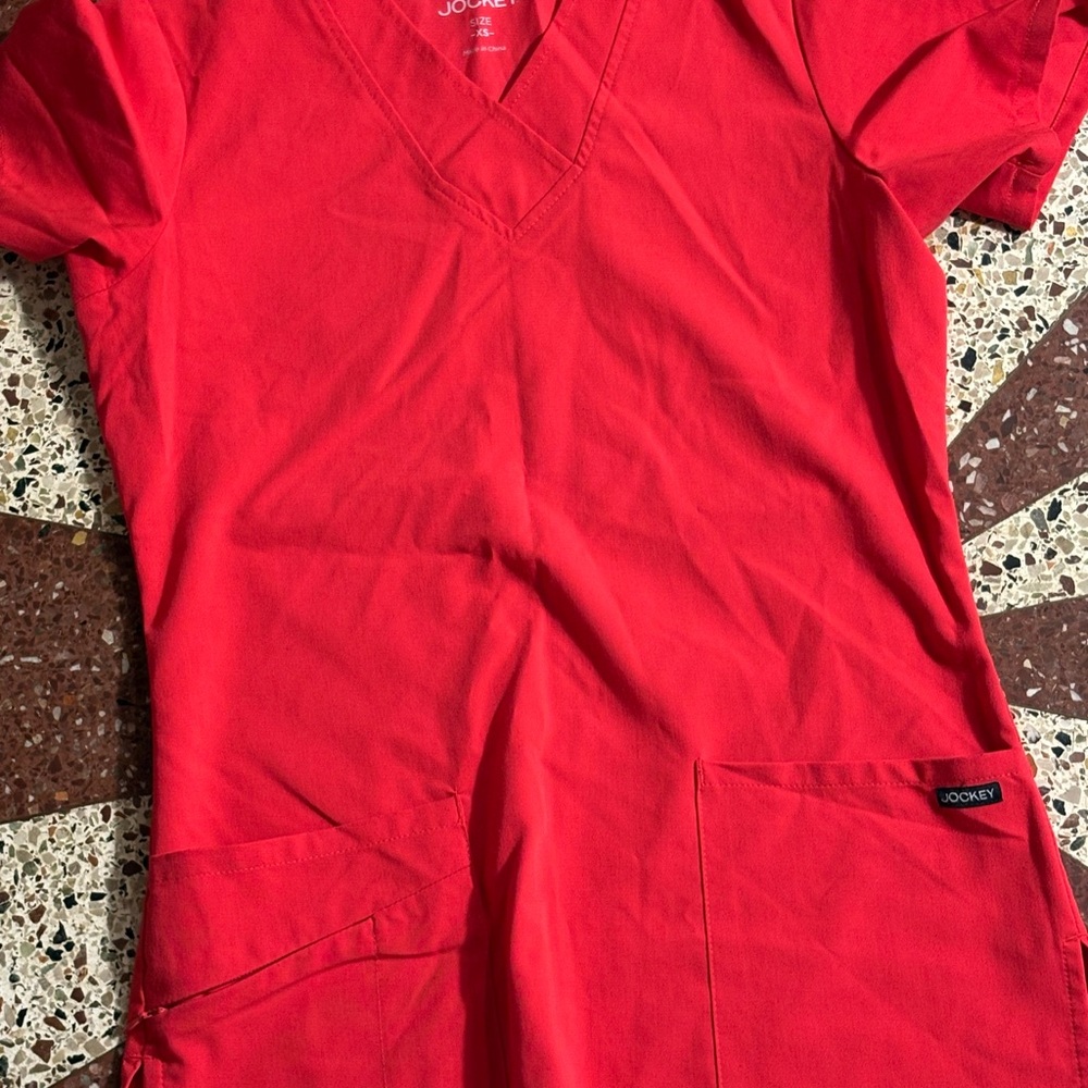 5 XS Scrub tops - Picture 6 of 13